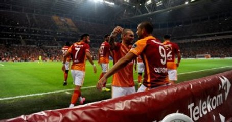 Eren Derdiyok, İlk 4 Haftada Sadece Umut Bulut'u Geçemedi