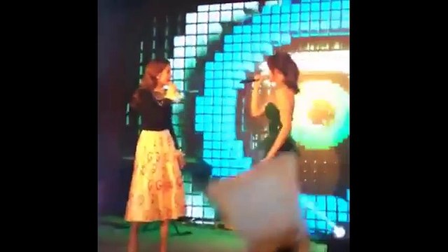 Hari Won Hồ Ngọc Hà bất ngờ song ca Anh Cứ Đi Đi