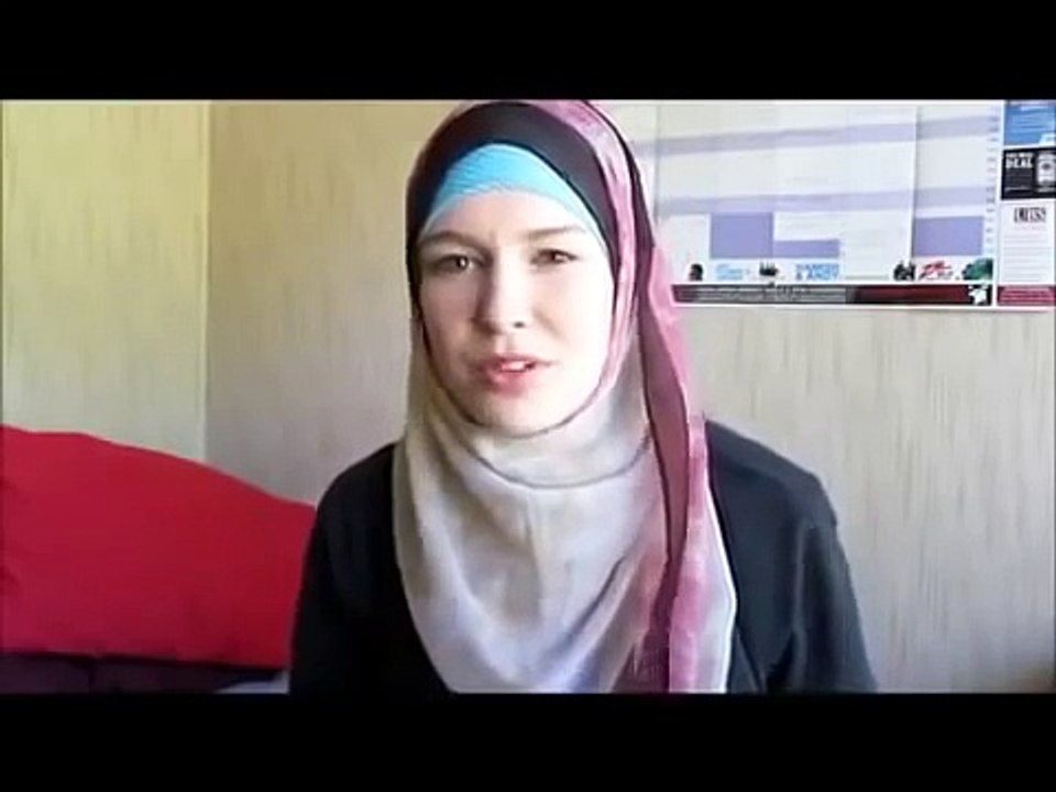 Former Model Converts to Islam - Amazing Story-MP4  480p