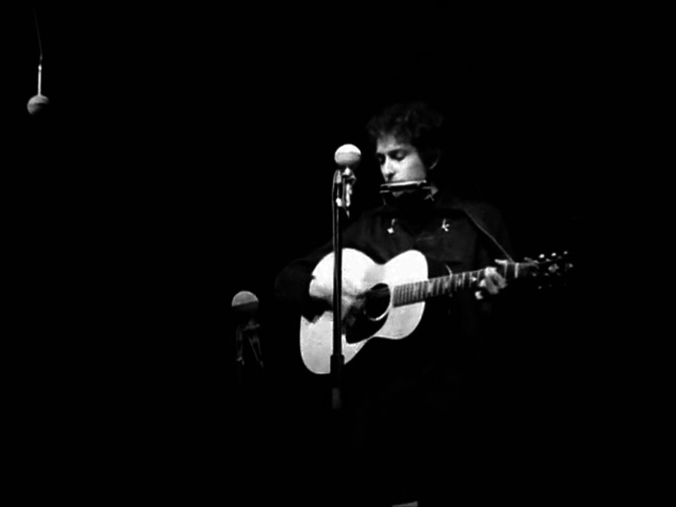 Bob Dylan - Chimes Of freedom - Live - New Port...