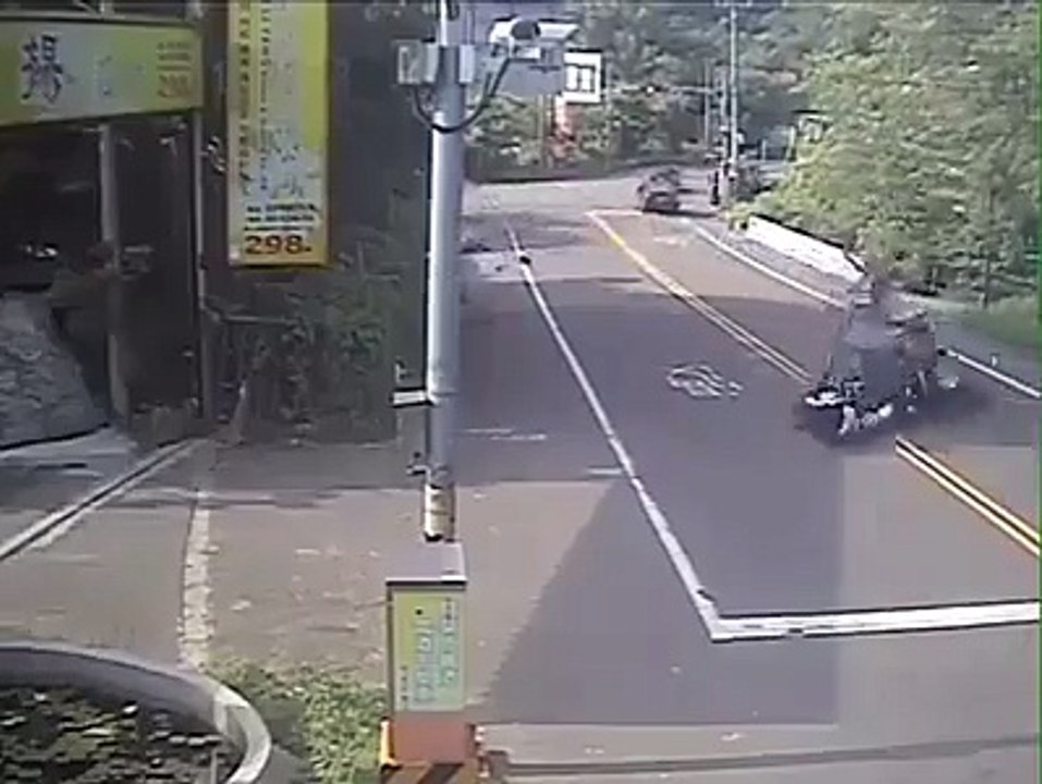 Parents and children learn something from this video .