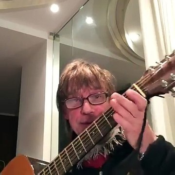 2016/01/28 Jean-Louis Aubert : Set acoustic (facebook)