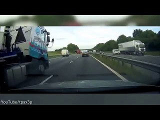 Il emboutit des voitures à l'arrêt sur l'autoroute