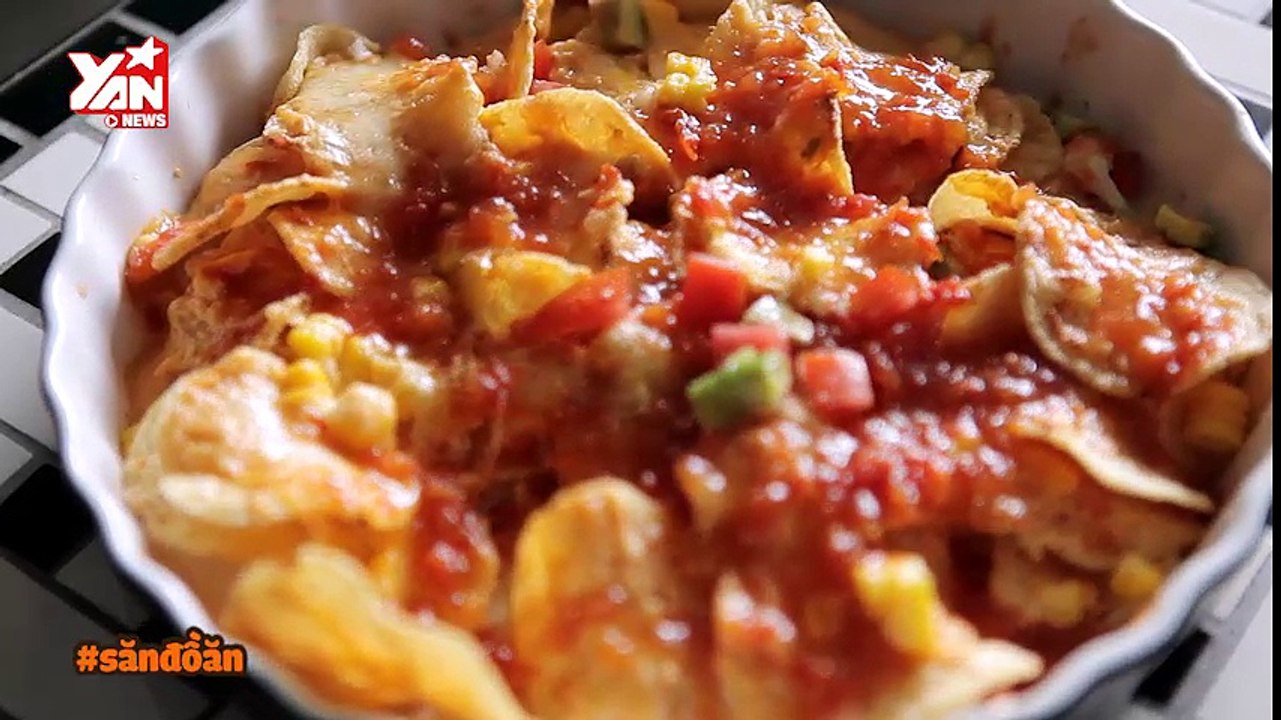 [Nhòm Nhèm] "Gục ngã" với 2 món khoai tây sốt phô mai "kéo dài cả tấc"