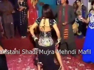 Pakistani Shadi Mujra Mehndi