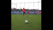Douglas Costa Fantastic Backheel Penalty Goal In Bayern Training!