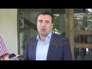 Zaev: Marrëveshja, mundësi për dalje nga kriza