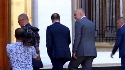 Report TV -  Kryeministri Rama mbërrin në Kuvend