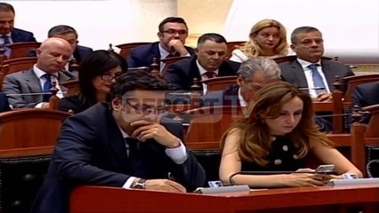 Report TV - Xhafaj: Reforma do pastrojë sistemin nga të korruptuarit