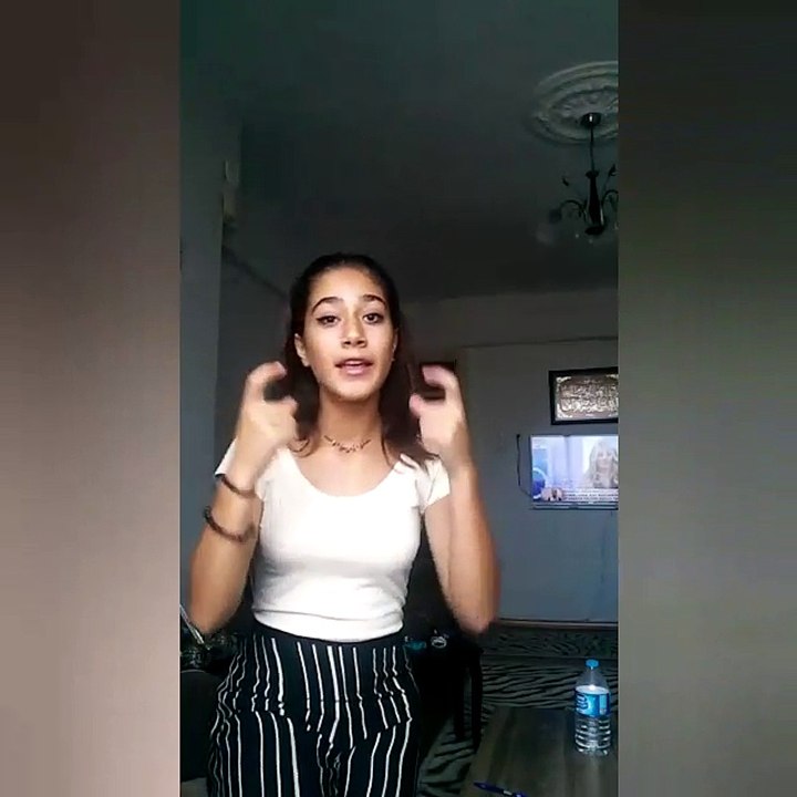 İşaret Dili -  Nerdesin - (Konuşan Eller)