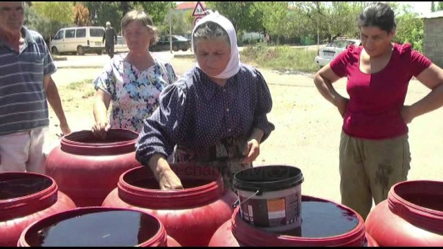 Dumre, mungon uji i pijshëm, rrjeti nuk plotëson nevojat - Top Channel Albania - News - Lajme