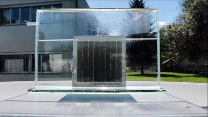 Nueva hoja artificial obtiene hidrógeno con agua y energía solar