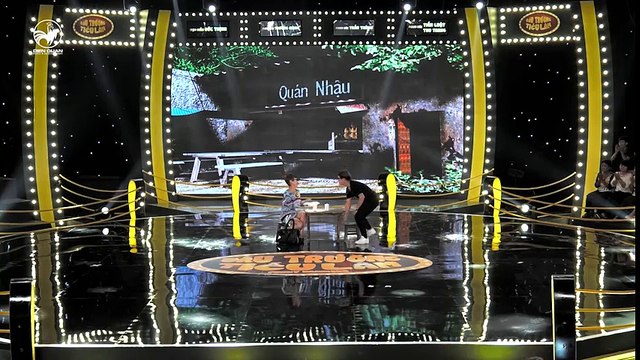 Đấu Trường Tiếu Lâm - Thi sinh “chế giễu” Trường Giang là quá lùn.mp4