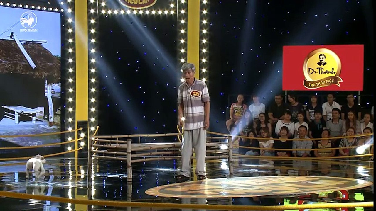 Đấu Trường Tiếu Lâm - “Thánh giả giọng” Hoài Long và bạn diễn 4 chân làm giám khảo -điên đảo-