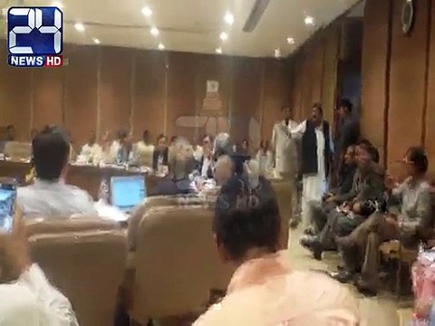 Int-ensive Fi8ght Between Sheikh Rasheed & Abdul Manan In Meeting