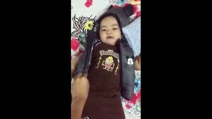 Cận cảnh con trai đáng yêu của Khánh Thi và Phan Hiển