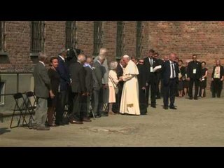 Papa,lutje në Auschwitz.Thirrje të rinjve:Mikpritini refugjatët - Top Channel Albania - News - Lajme