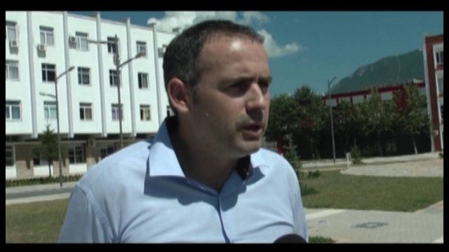 KESHILLI BASHKIAK I KUKESIT ESHTE UNANIMISHT KUNDER VENDOSJES SE TARIFES PER RRUGEN E KOMBIT LAJM