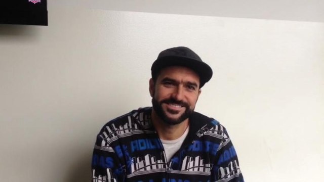 Danilo visita o CT do Corinthians e manda recado para a torcida