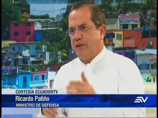 Patiño confirma que participantes en videos de entrenamiento civil son militares