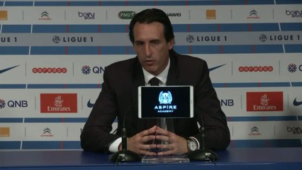 Video herunterladen: Foot - L1 - PSG : Emery «Je fais confiance aux deux gardiens»