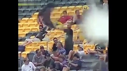 SPORTS WORLD,nathan astle fastest double