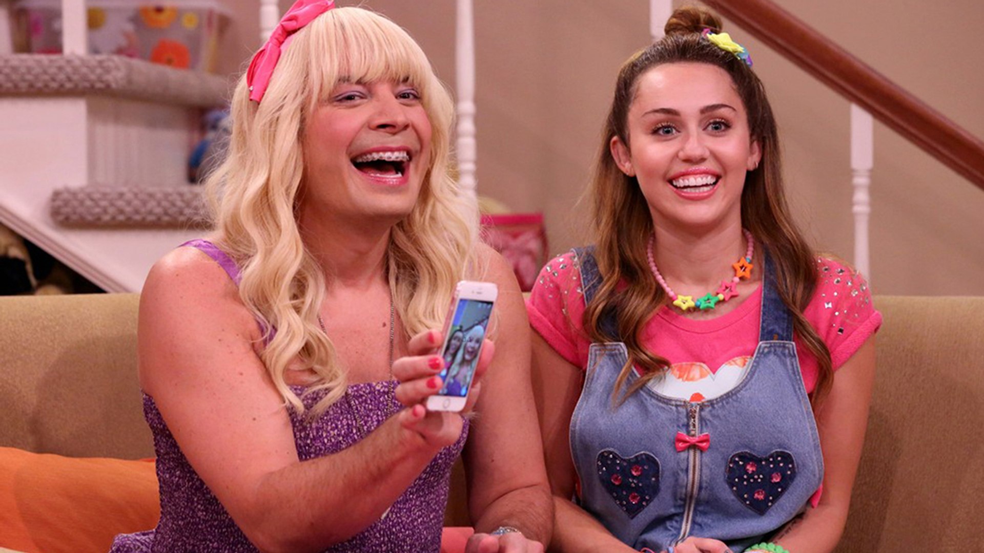 Miley Cyrus Hilarious ‘Ew!’ Sketch With Jimmy Fallon