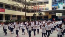 Màn flashmob cool nhất quả đất của học sinh trường THPT Nguyễn Tất Thành