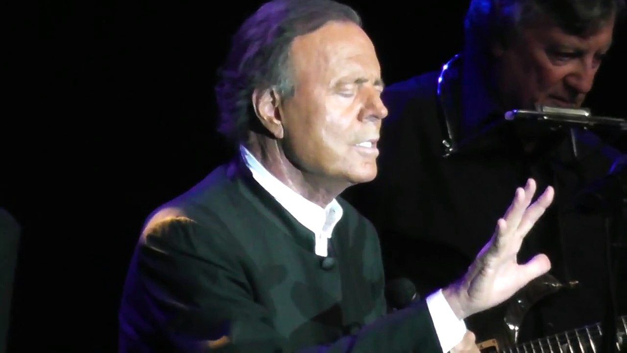 Julio Iglesias La Carretera 2016