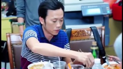Hoài Linh ăn uống như thế này bảo sao người như con mắm khô thương a quá người nghệ sĩ đích thực