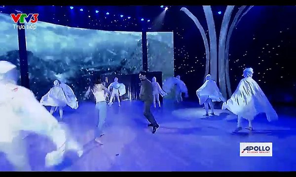 Khánh Thi bất ngờ khóc và nói chữ giận Chí Anh ngay trên sóng truyền hình