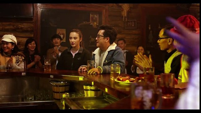 Angela Phương Trinh khóa môi Trường Giang