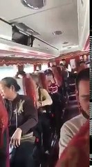 MC xe khách chém gió "đàn ông sợ vợ nhiều nhà giàu sang"
