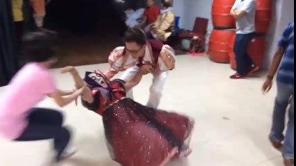 480 NSƯT Thành Lộc hài hước đẻ ra gấu bông