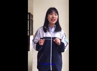 Nữ sinh "bắn liên thanh" 7 thứ tiếng khiến dân mạng xuýt xoa