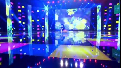 Xúc động trước cô bé 5 tuổi diễn "Tết này con không về", ai đang xa quê hương xem hẳn rơi nước mắt!