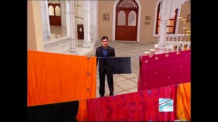 Cười đau bụng với cảnh giặt phơi laptop trong phim Ấn Độ