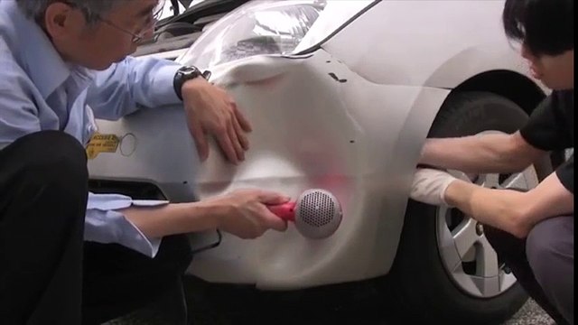 Cách người Nhật sửa 1 chiếc xe hơi bị móp chỉ bằng chiếc máy sấy tóc