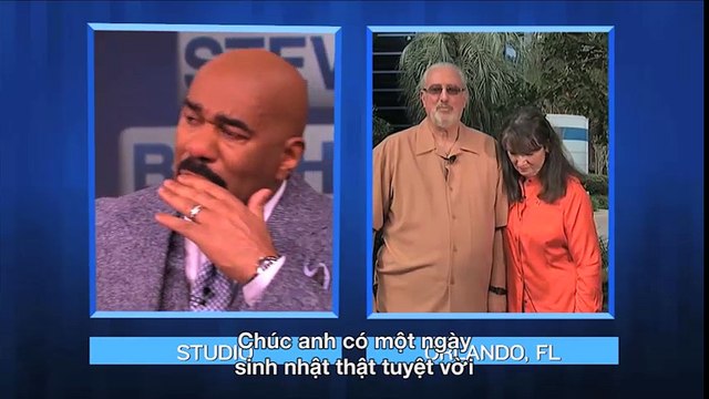 MC gây bão hoa hậu hoàn vũ 2015 khóc nức nở trên truyền hình