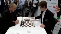Màn đấu cờ vua nhanh nhất mọi thời đại