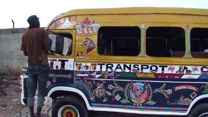 Le car rapide sénégalais 5/7 - le transport jusqu’au musée