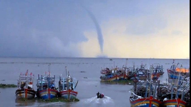 Lóc xoáy Rạch Giá 24/11/2015