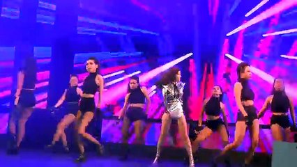 Boom Boom - Đông Nhi | MTV Connection - 22/11/2015