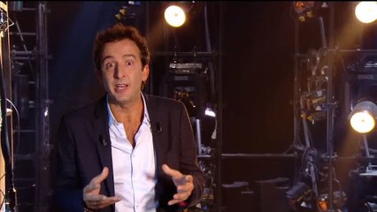 Cyrille Eldin fait un clin d'oeil à ses détracteurs dans "Le Petit Journal" - Regardez