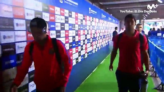 Neymar pranks Suarez by fooling him into eating chewing gum straight from his mouth