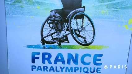 Rio 2016: avec Michael Jeremiasz porte-drapeau de l'équipe paralympique