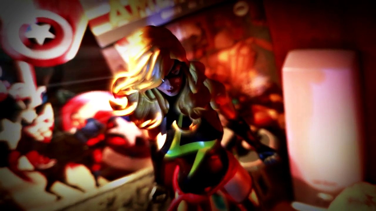 Nick Fury - JoBlo Unboxing, Sideshow Collectibles, Hot Toys, Sixth Scale Figure - YouTube