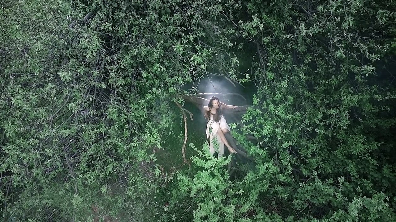 Su Soley & İskender Paydaş - Müebbet Hayalet