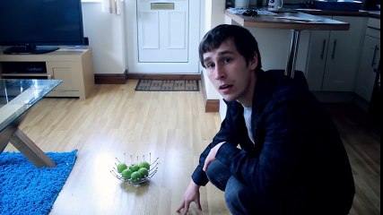 Chàng trai sống 6 năm trong căn nhà bị ma ám