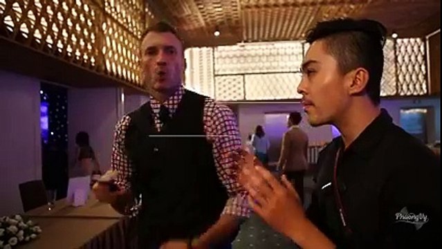 Phương Vy cùng chồng tình cảm trong lớp học tự sướng